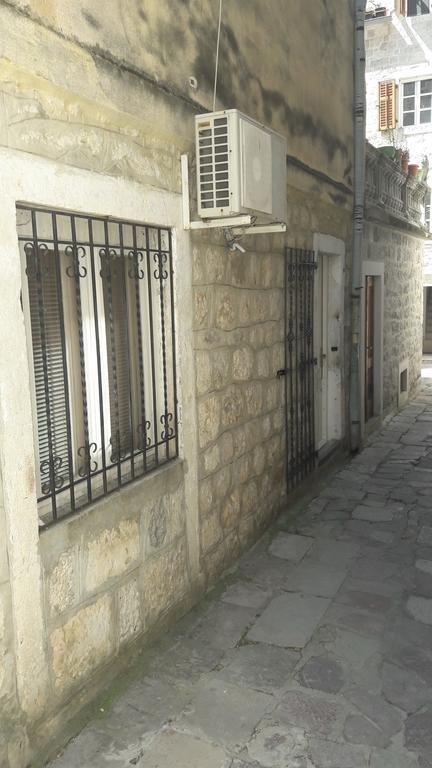 Apartment Vassa Kotor Eksteriør billede