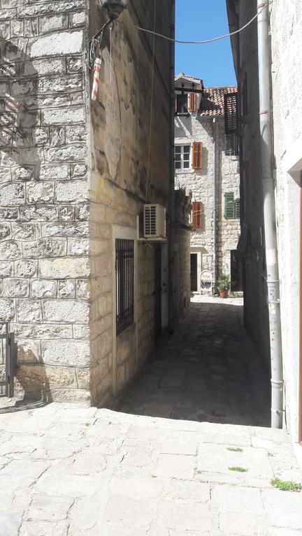 Apartment Vassa Kotor Eksteriør billede
